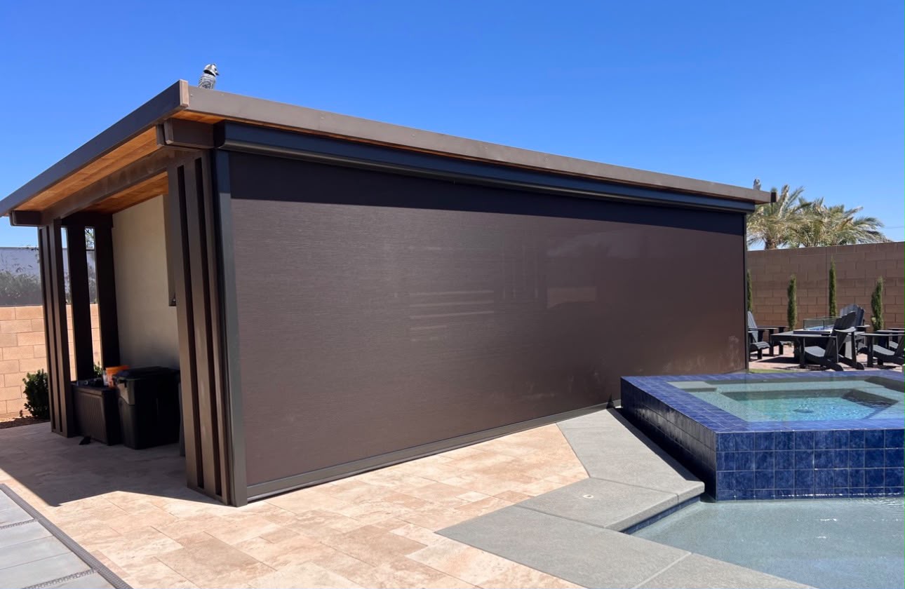 Cabana with closed motorized screen